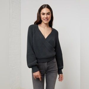 Upwest gray  Knitted Sweater NWT UW 4